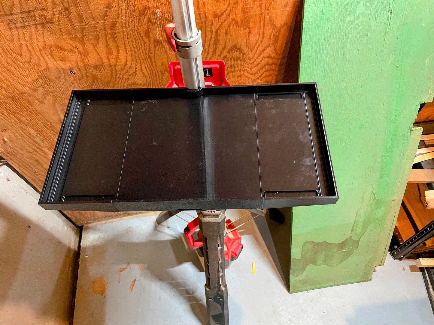 Rocket Light Tool Tray Attachment