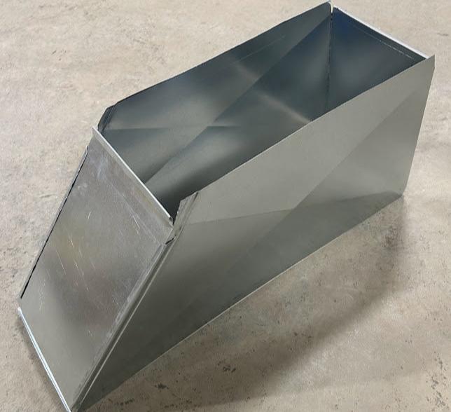 24"X8" To 16"X8" Trunk Duct Reducer